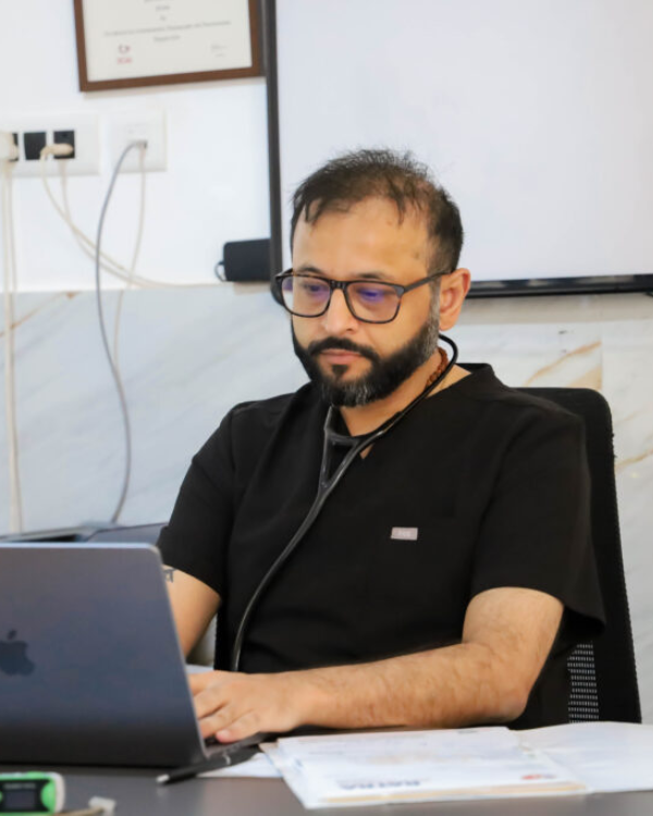 dr ankur batra 1